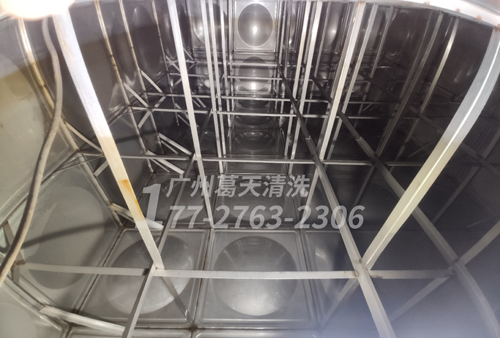 清洗160多立方的饮用水池